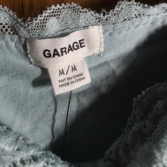 Garage Cropped Lace Top - Picture 3 of 4